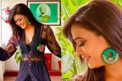 Shweta Tiwari Stuns in A Royal Blue Outfit, Surbhi Jyoti Asks Her to Frame Picture; See Post