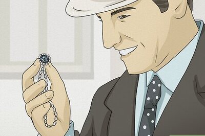 A Guide to the Hope Diamond Curse and Its Victims