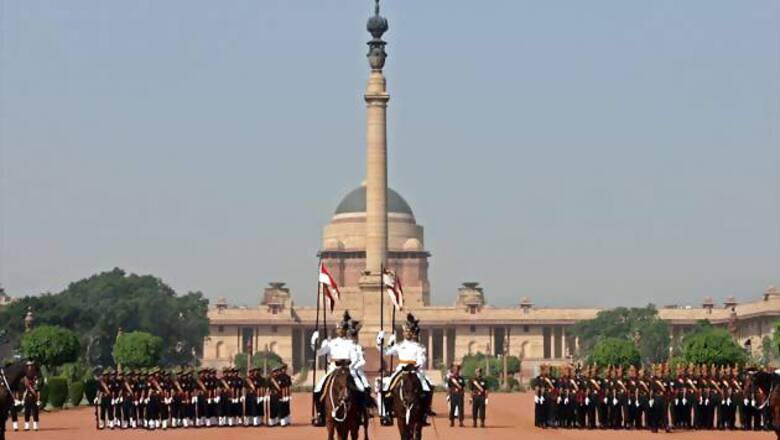 Rashtrapati Bhavan seeks graduates for internship