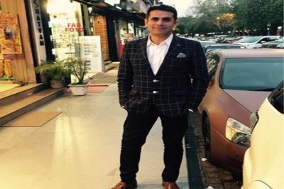 Navneet Kalra, Owner of Delhi's Khan Chacha Restaurant, Missing in Oxygen Black Marketing Case