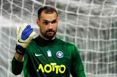 Hungary goalkeeper Marton Fulop dies from cancer at 32