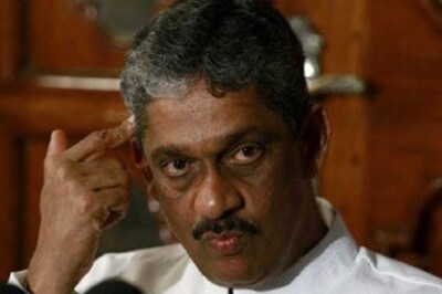 Fonseka 'hell-bent' on betrayal: Sri Lanka