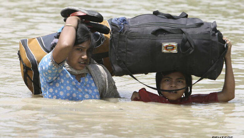 160 people killed, 5.4 million people affected by floods in Bihar