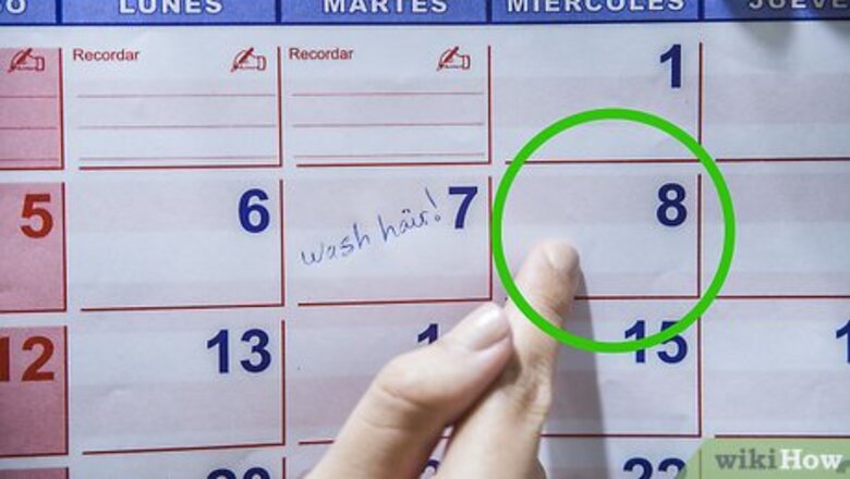 How to Tease Your Own Hair