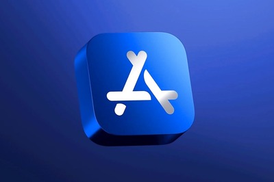 Apple Sues Russian Regulator Over App Store Payment Dispute