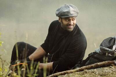 Prabhas Gifts Fans New 'Radheshyam' Poster on New Year