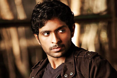 Vikram, Gautam in 'Agni Natchathiram' remake?