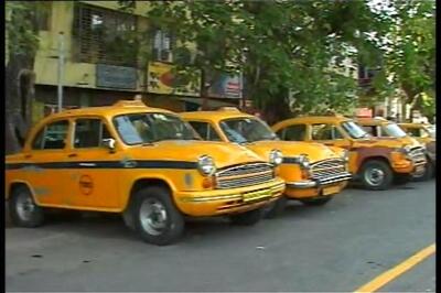 Kolkata: Taxi strike hits commuters