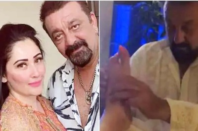 On 14th Wedding Anniversary, Sanjay Dutt Gives Foot Massage to Manyata Dutt