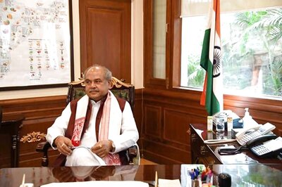 Narendra Singh Tomar Takes Additional Charge of Food Processing Ministry After Harshimrat Badal Resigns