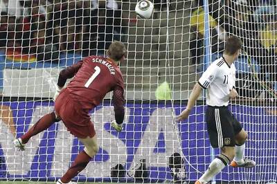 Classy Germany crush Australia 4-0