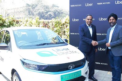 Uber to Introduce 25,000 EVs in Premium Category in India, Signs MoU with Tata Motors