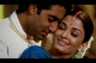 D-Day nears? Bachchans buying saris