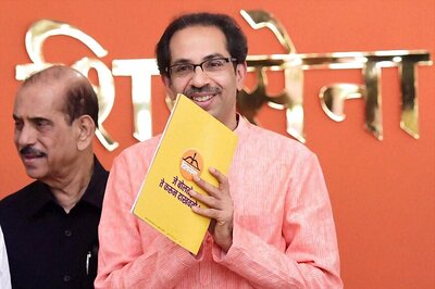 Shiv Sena Leads in Mumbai, But May Need Help to Cross Halfway Mark
