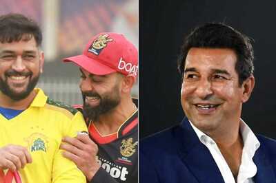 What if Dhoni was RCB Captain: 'Woh Teen Dafa Trophies Jeeta Chuka Hota Inko,' Says Wasim Akram