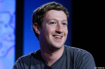 US: Zuckerberg joins anti-piracy bills drive