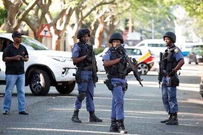 South African Police Raid Gupta Home, Pressure Cranks up on Jacob Zuma
