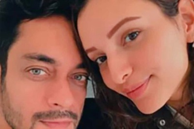 Triptii Dimri And Rumoured Boyfriend Sam Merchant Step Out In The Rain; Video Goes Viral