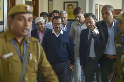 After Surat Fire Tragedy, Delhi Govt to Shut Down Coaching Centres Operating Above Fourth Floor