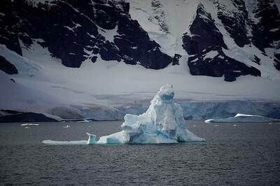 UAE to Tow Antarctic Icebergs for Drinking Water, Offer Glacial Tourism