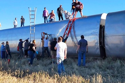 3 Feared Killed, Multiple Injured as Amtrak Train Between Seattle, Chicago Derails