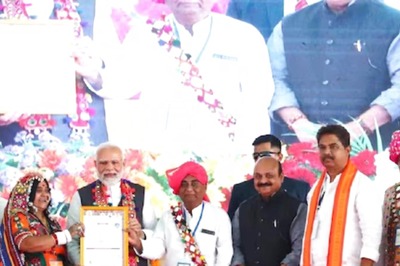 PM Narendra Modi Hands 52,000 ‘Hakku Patras’ To Lambani Or Banjara Tribe; What It Is