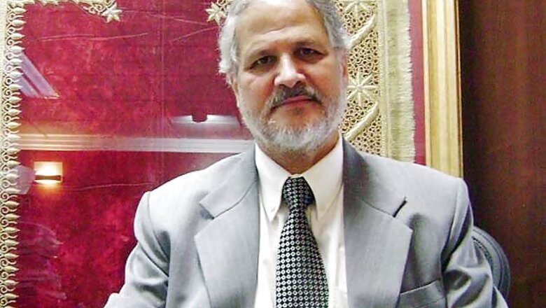 Take ownership of cleanliness drive to make it a success: Delhi Lt Governor