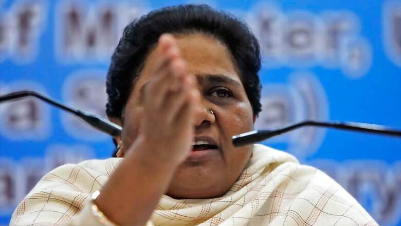 BJP, SP Trying to Whip Up Communal Hatred in UP: Mayawati