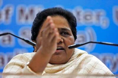 BJP, SP Trying to Whip Up Communal Hatred in UP: Mayawati