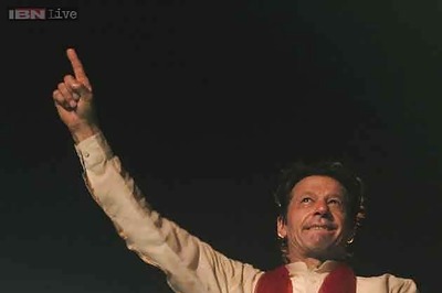 Pakistan: Imran Khan alters countrywide 'shut down' plan
