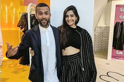 In Pics: Sonam Kapoor Celebrates Diwali in London with Anand Ahuja, Anil Kapoor