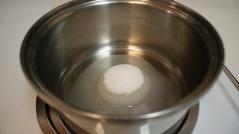 How to Make Hummingbird Nectar