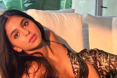 Suhana Khan Shares First Post of 2022, Ananya Panday and Shanaya Kapoor Fangirl Over Her Sunkissed Pics