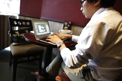 Online Hiring Activity up 15 Percent in September Amid Festive Cheer