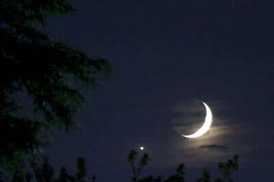 Watch: Moon And Venus Meet Up In A Rare Planetary Conjunction