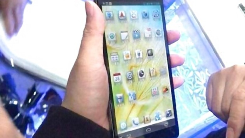Huawei 6.1-inch Ascend Mate flaunted by executive