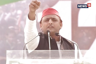 India Needs Pradhan Mantri Not 'Prachar Mantri', Says Akhilesh Yadav Giving PM Modi a New Epithet