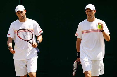 Bryans win, USA trail Spain 2-1 in Davis Cup