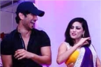 Sushant Singh Rajput Dances His Heart Out at Sister's Wedding Anniversary, See Throwback Pics