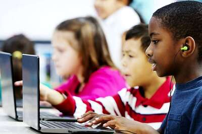 Kids With Smartphones, Computers Spend up to Five Hours a Day Using Devices