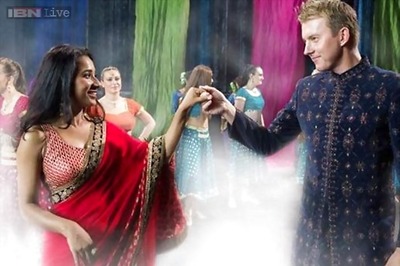 Snapshot: Not a fashion misstep! Bret Lee looks dapper in a sherwani for 'UnIndia'