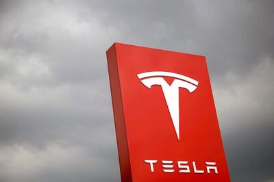 Tesla Must Stop Overpromising, Could Need More Finance: Analysts
