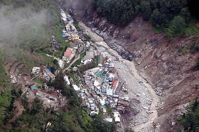 51 pilgrims stuck in Badrinath air-lifted to Dehradun