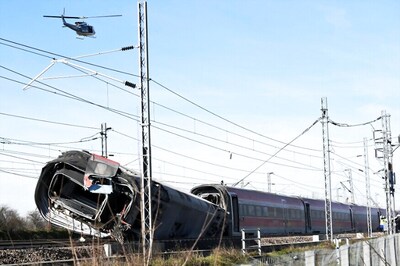2 Train Drivers Killed, 30 Injured in High-speed Rail Crash in Italy