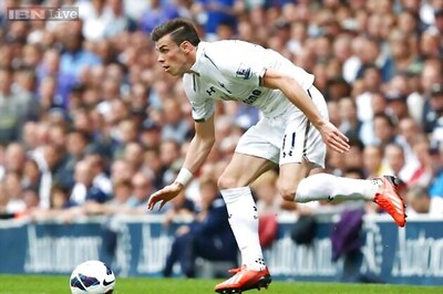 Despite injury, Gareth Bale picked in Wales squad