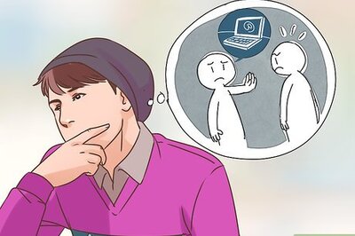 How to Deal with a Partner Who Ignores You on Social Media