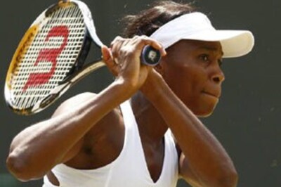 Venus, Federer ease into Wimbledon quarter-finals
