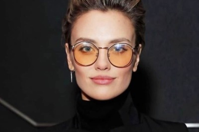 'Batwoman' Casts Wallis Day as Kate Kane