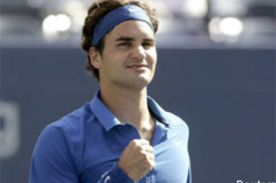 US Open: Federer advances, Baghdatis knocked out