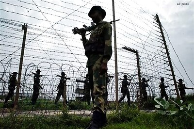 Pak Army says one of its soldiers inadvertently crossed LoC
